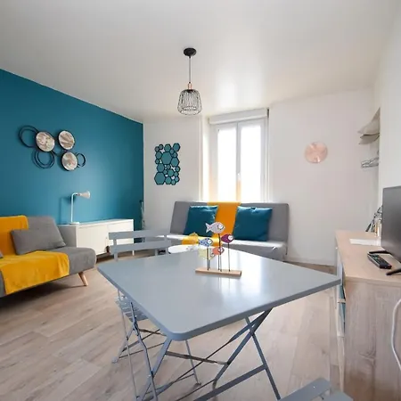 Apartment Grand Studio Au Coeur De A 1min Du Marche Et 6min Plage De L'ecluse